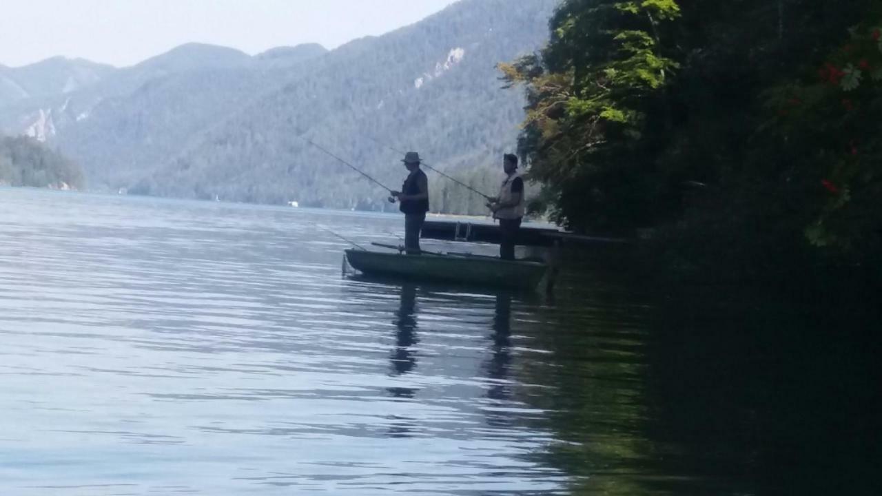 Chalets Zoehrer - Wohnen Am Wasser Weissensee Exteriör bild