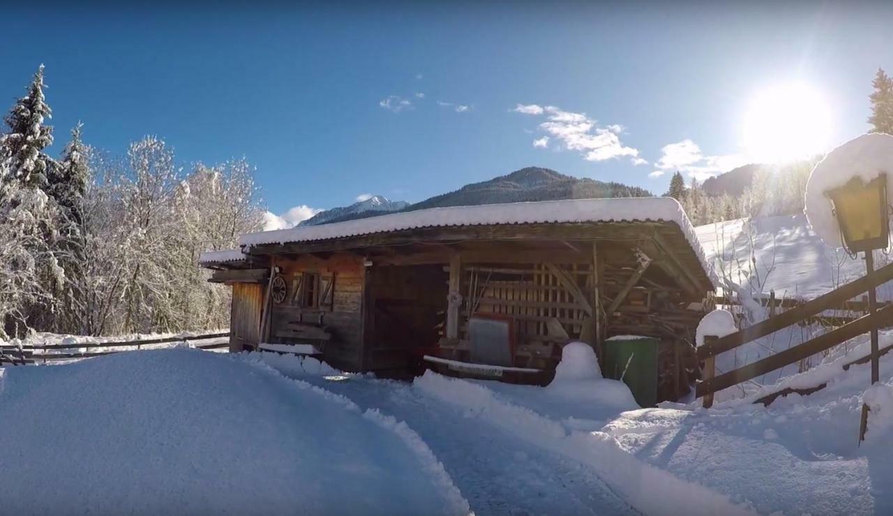 Chalets Zoehrer - Wohnen Am Wasser Weissensee Exteriör bild