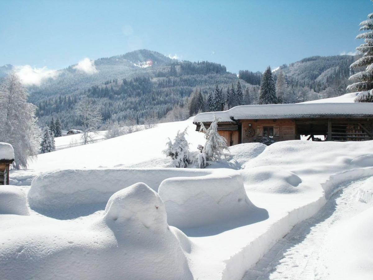Chalets Zoehrer - Wohnen Am Wasser Weissensee Exteriör bild